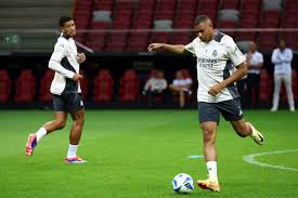 国足2连败！伊万深陷下课危机，高洪波重新出山，有望被委以重任.